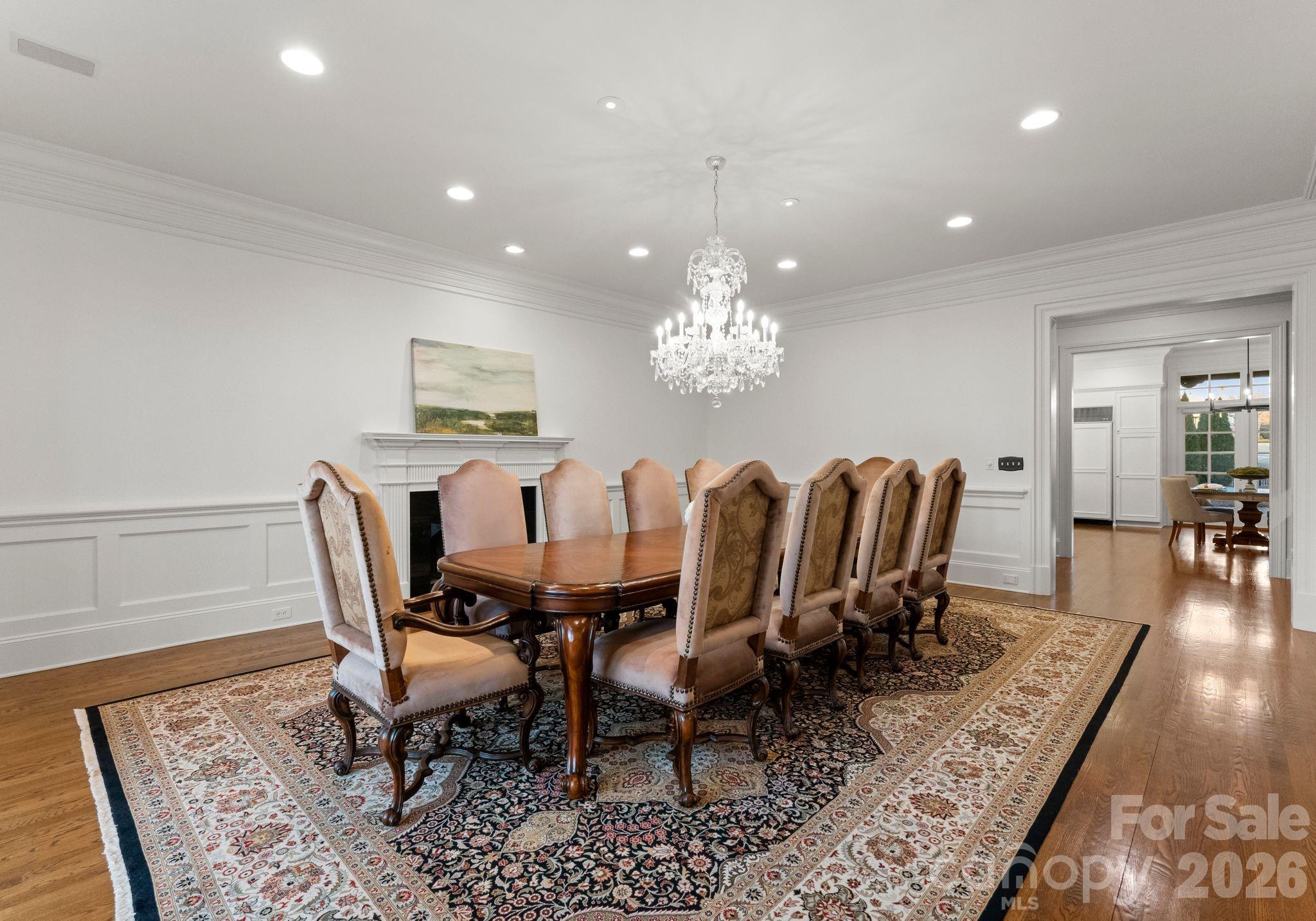 The Peninsula - Residential