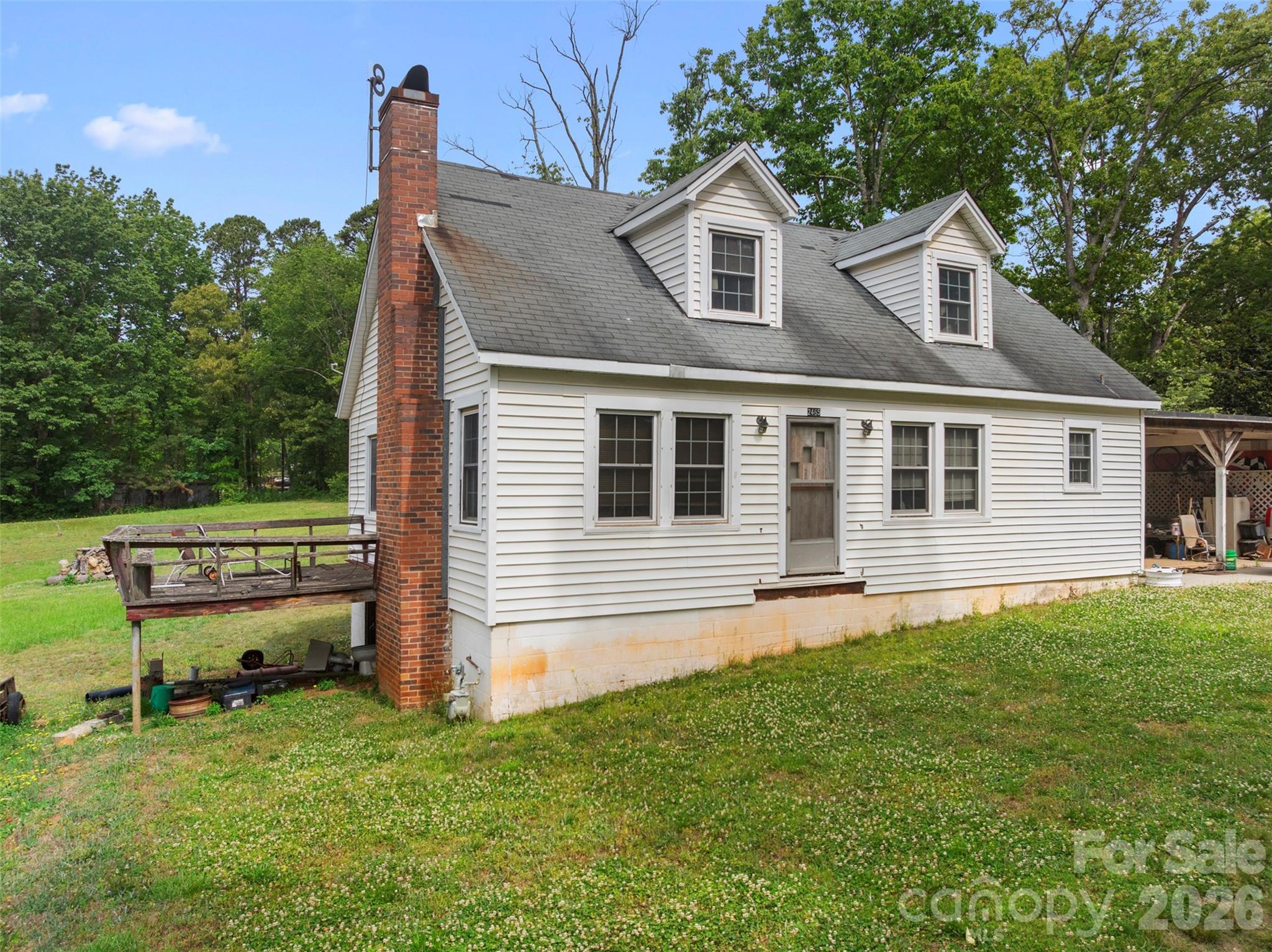 2465 E NC Highway 150 Highway E