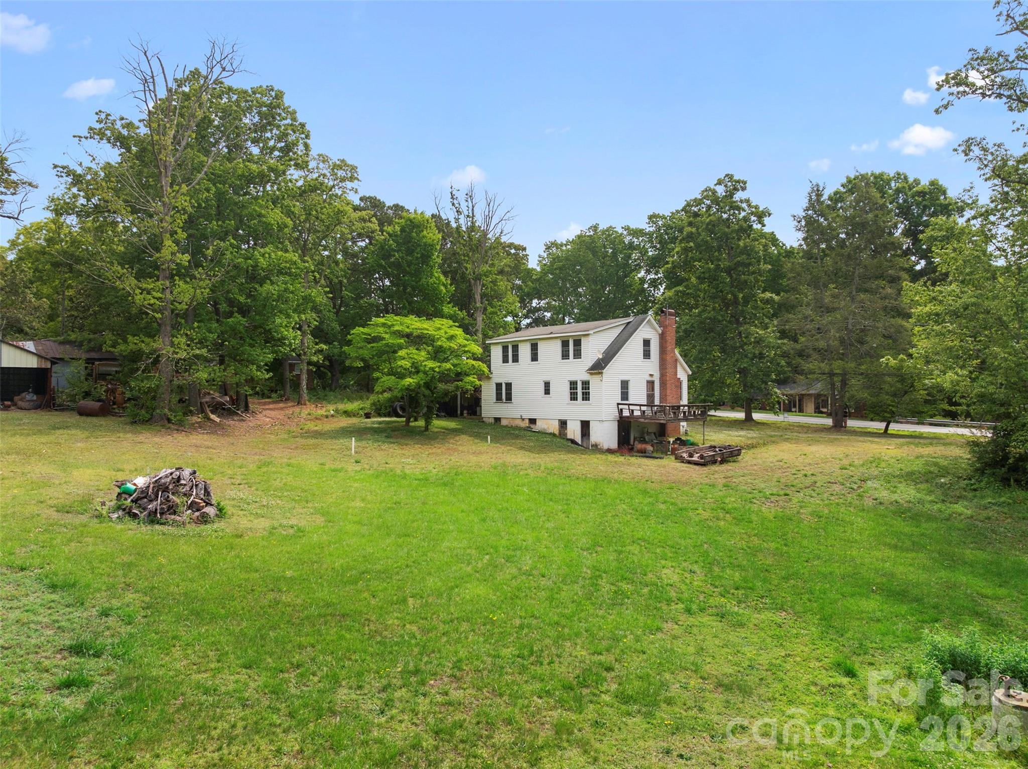 2465 E NC Highway 150 Highway E
