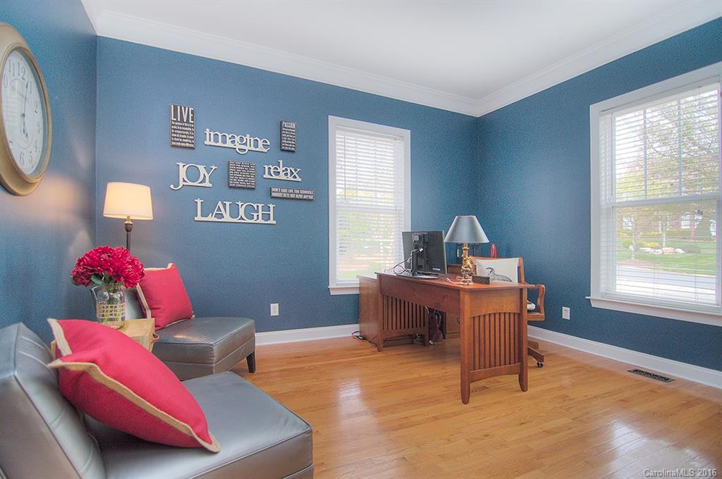 Lake Shore - Residential