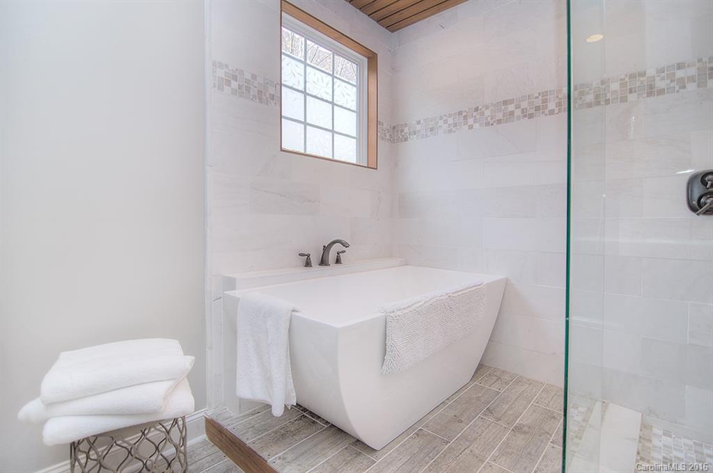 Lake Shore - Residential