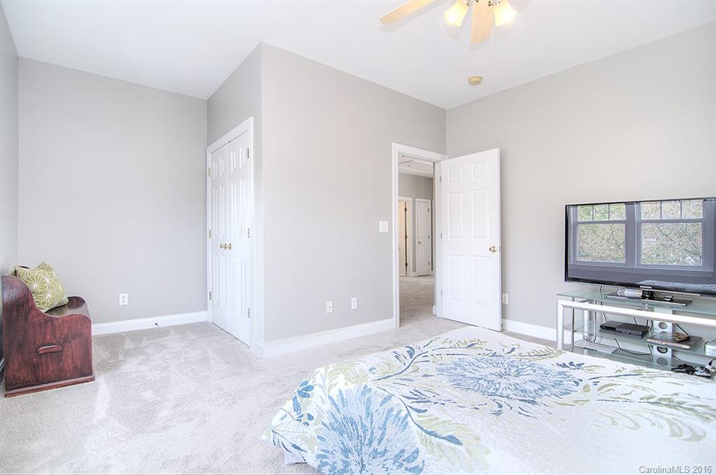 Lake Shore - Residential