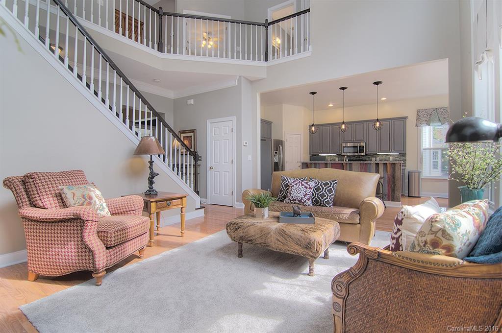 Lake Shore - Residential