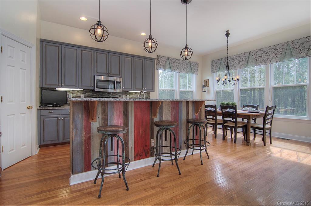 Lake Shore - Residential