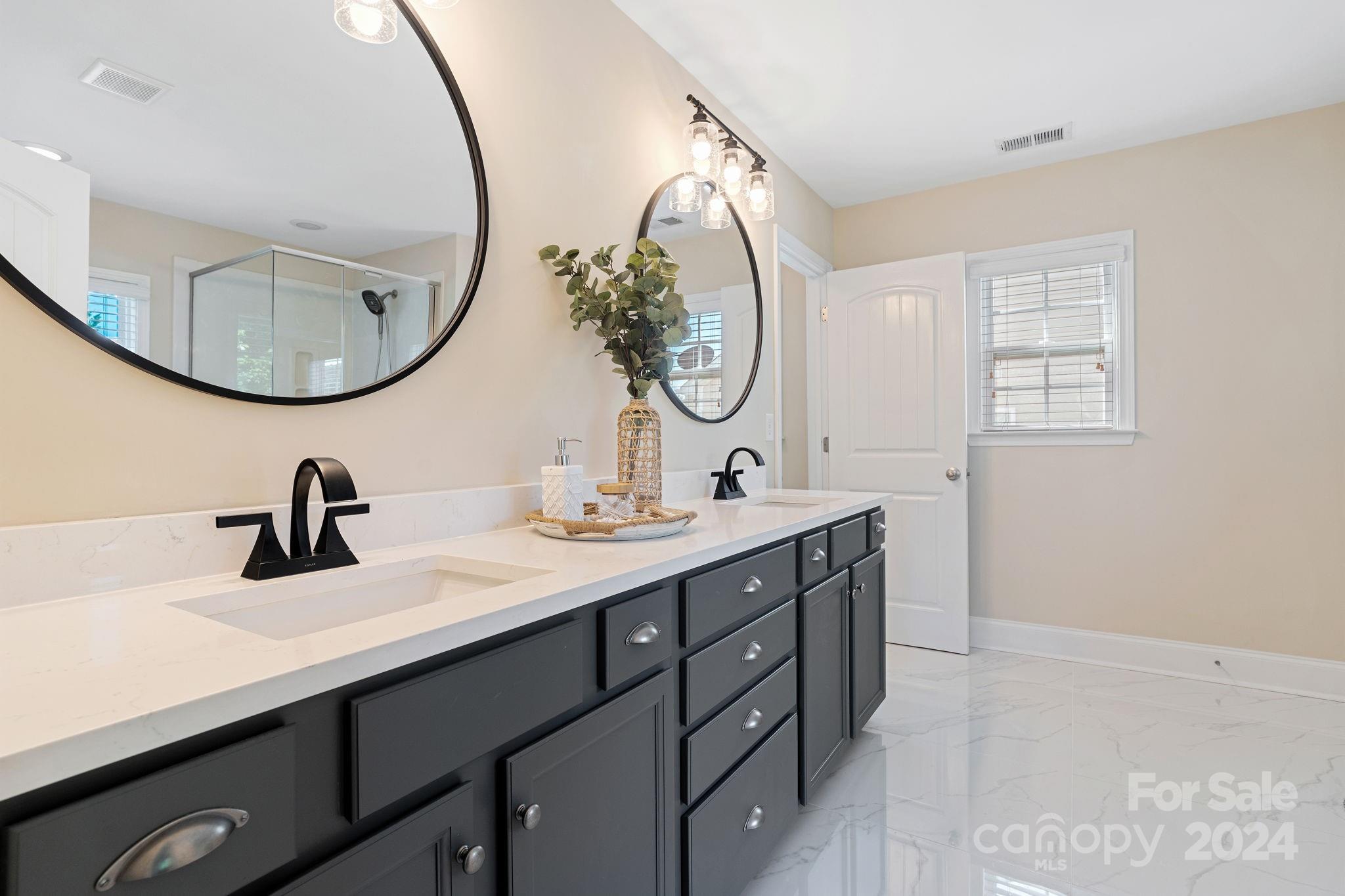 Lake Ridge - Residential