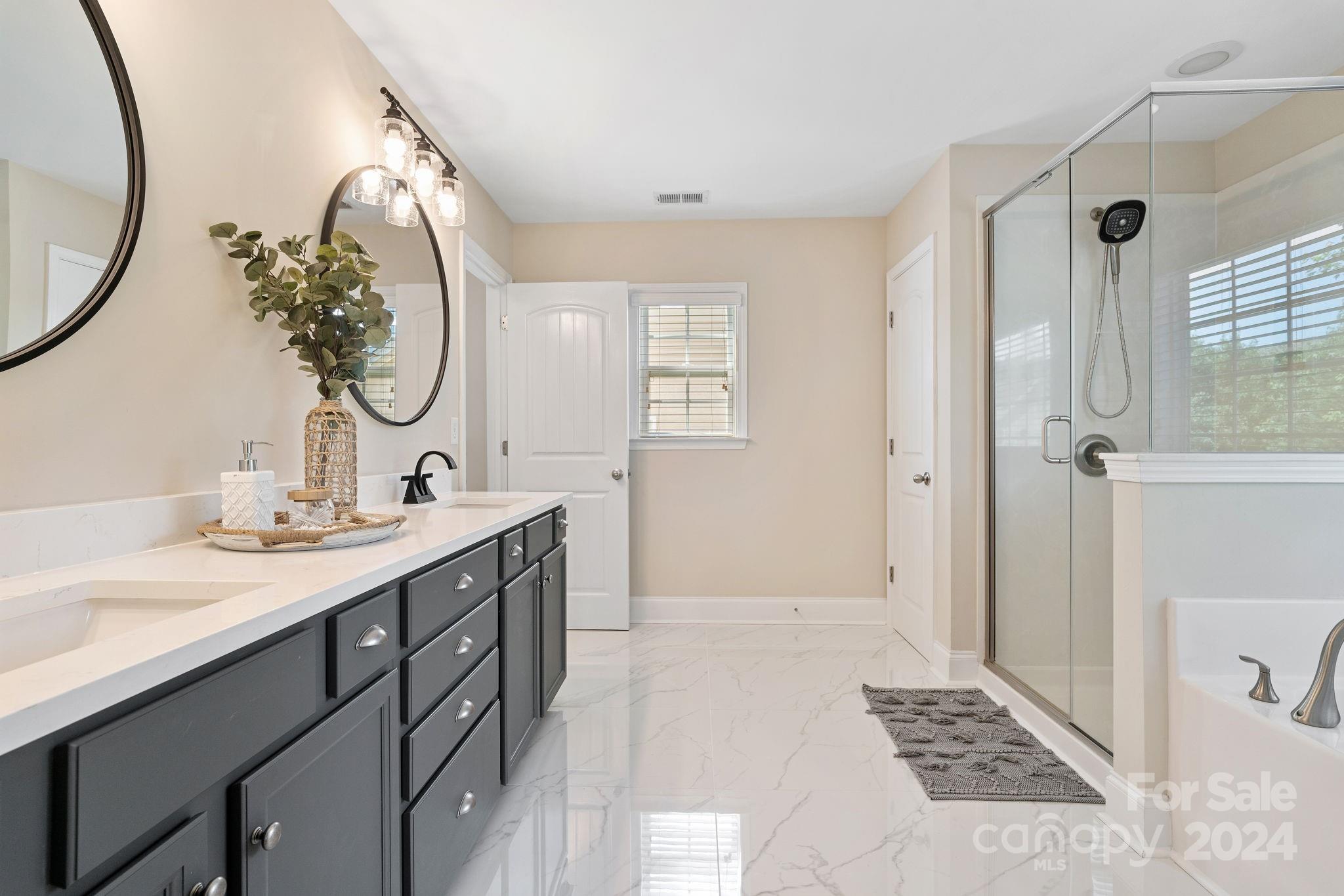 Lake Ridge - Residential