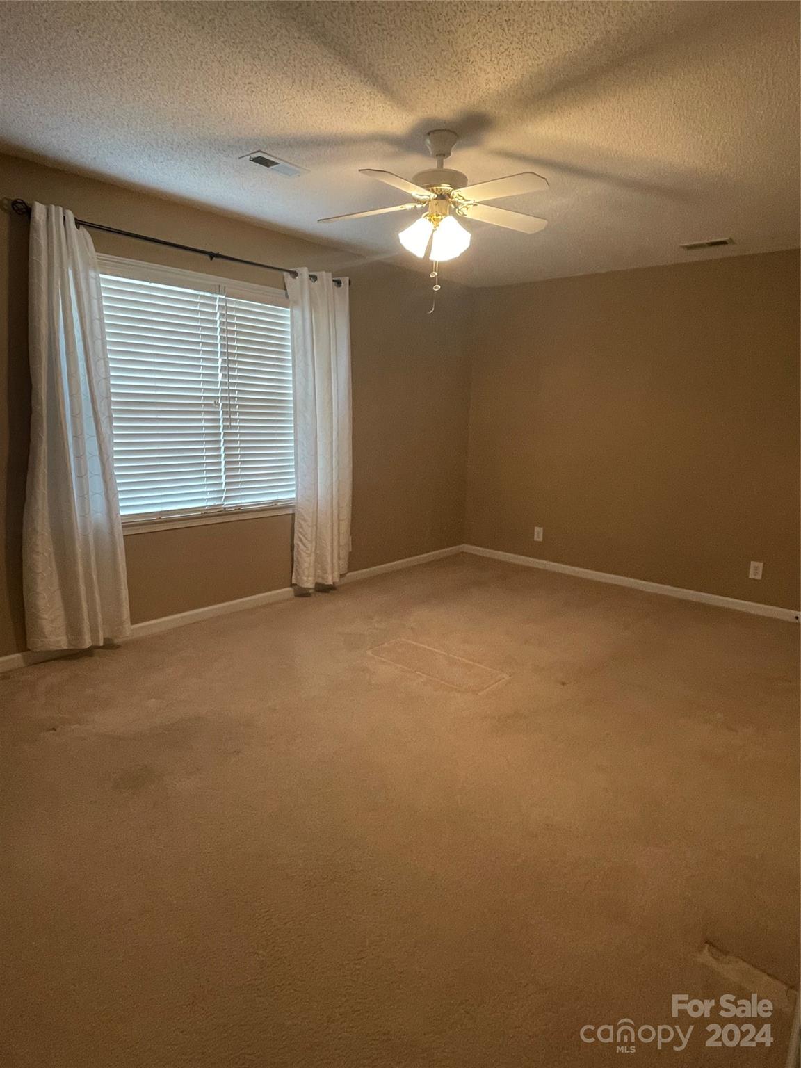 Hidden Creek - Residential