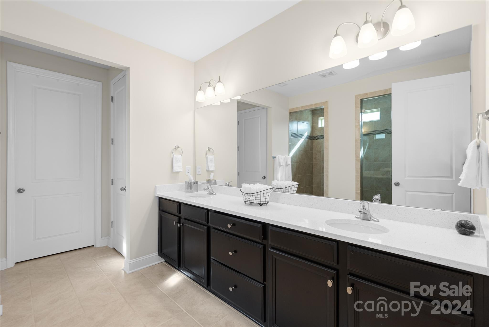 Holcomb Woods - Residential