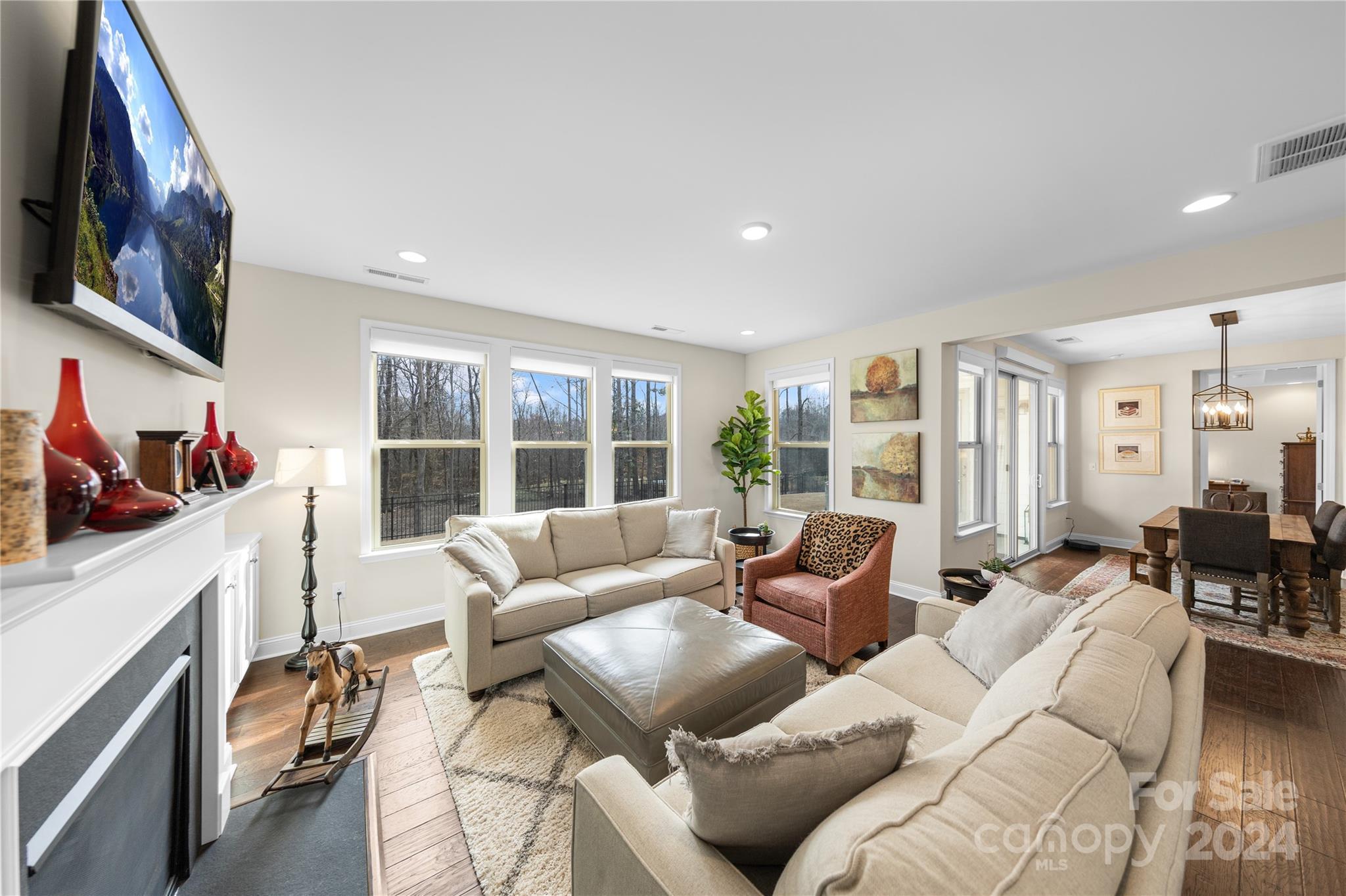 Holcomb Woods - Residential