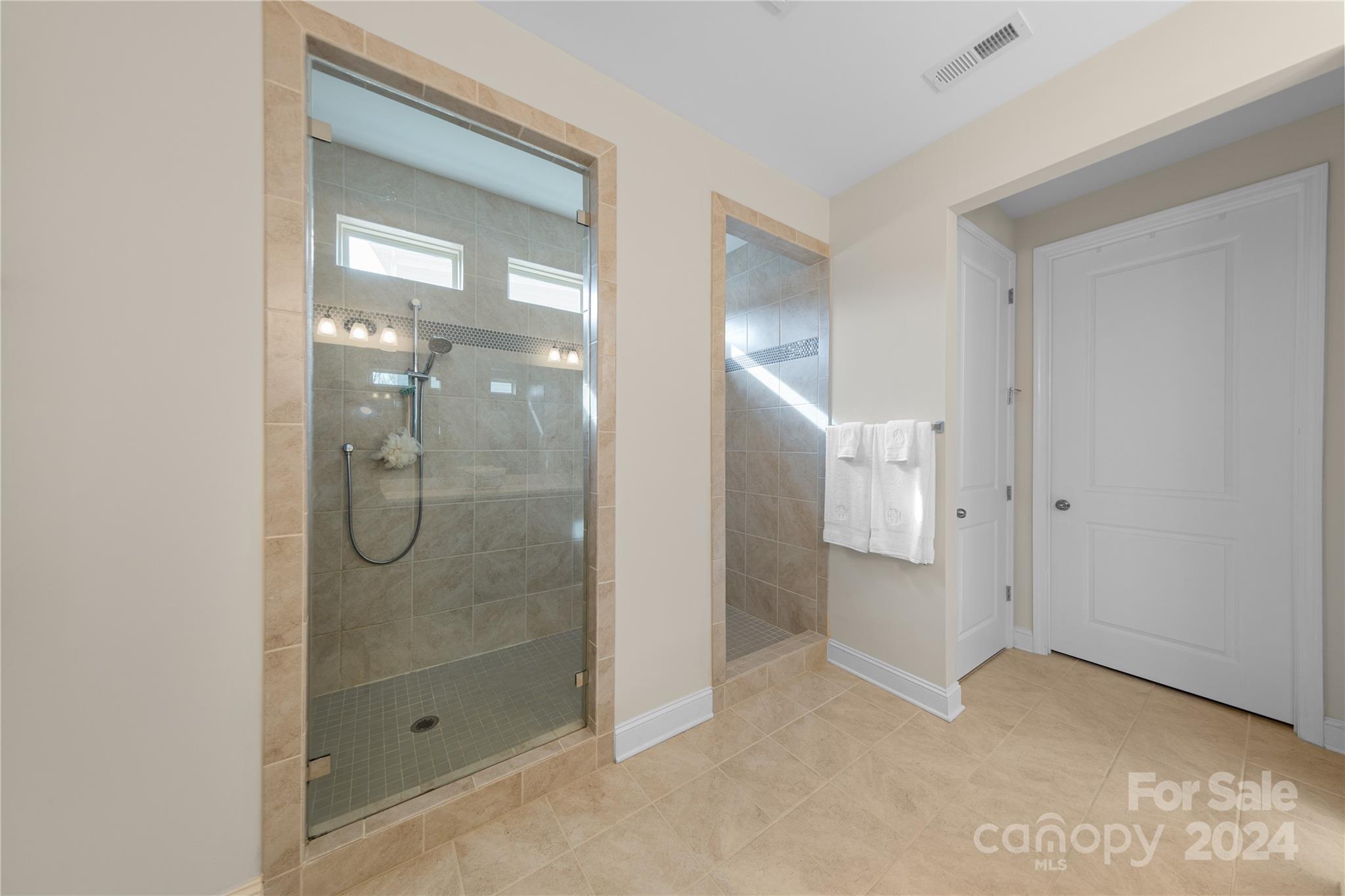 Holcomb Woods - Residential