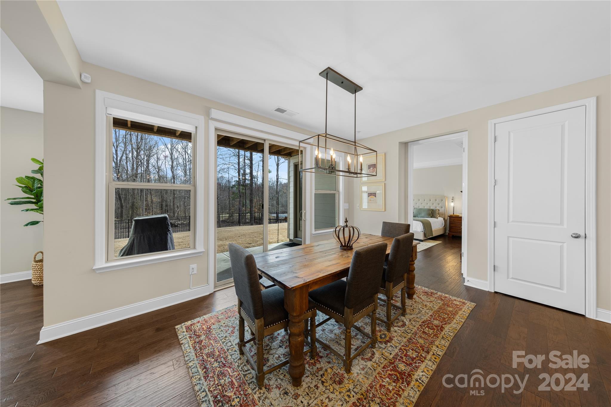 Holcomb Woods - Residential