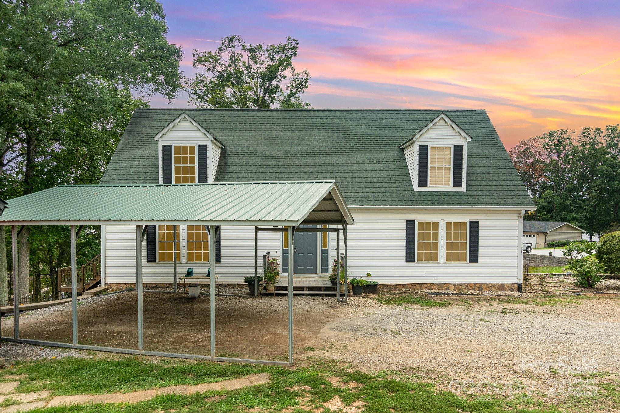 109 Summersong Lane