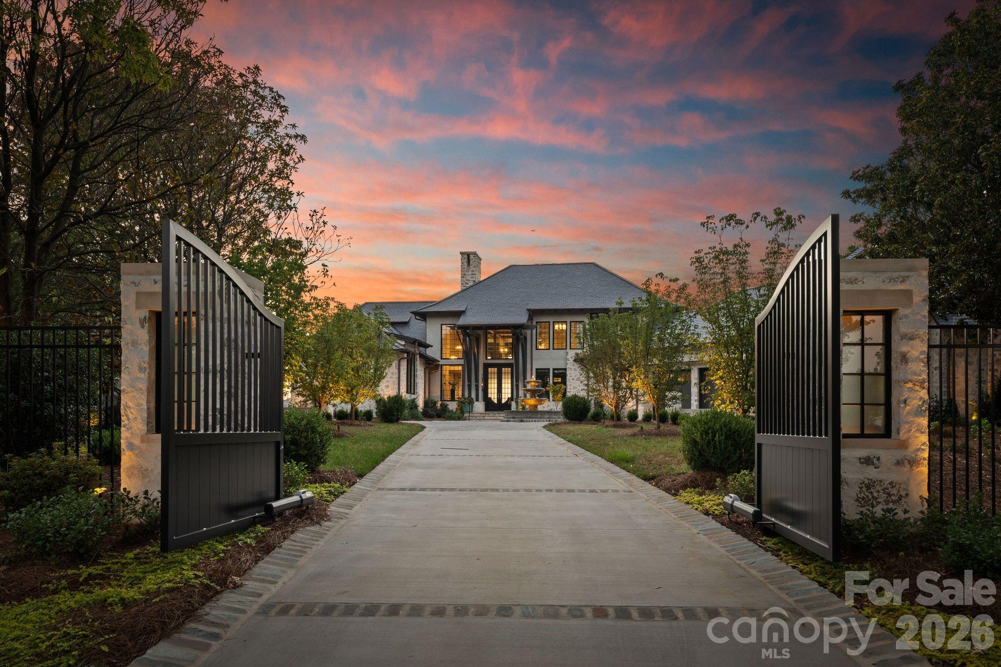 The Peninsula - Residential