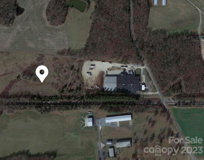 000 N Forest Hills School Road