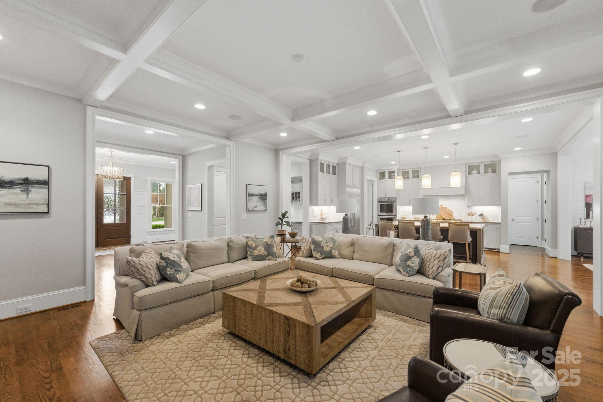 Charlotte, North Carolina 28211, United States, 5 Bedrooms Bedrooms, ,5 BathroomsBathrooms,Residential,Active,251927