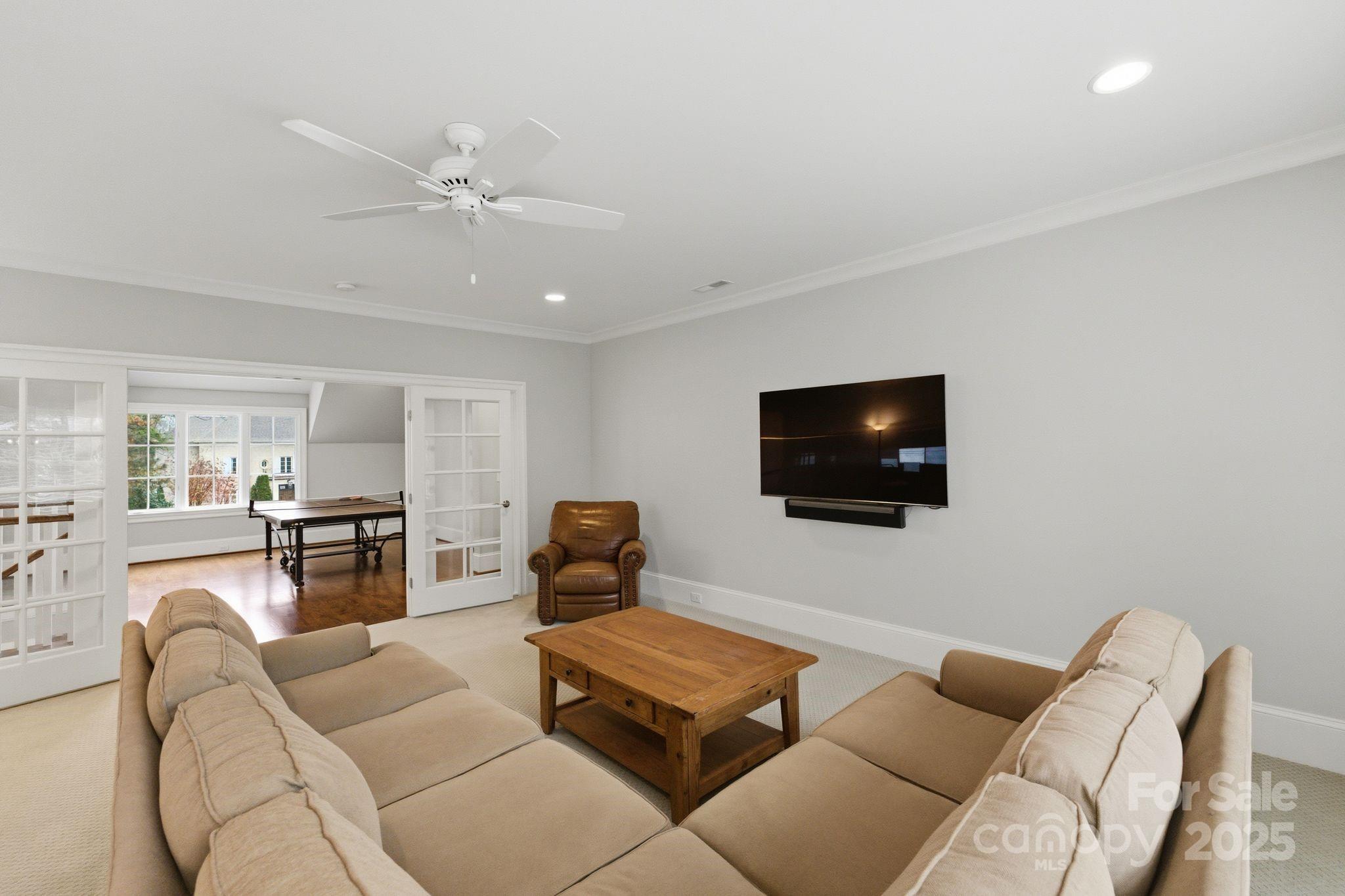 Charlotte, North Carolina 28211, United States, 5 Bedrooms Bedrooms, ,5 BathroomsBathrooms,Residential,Active,251927