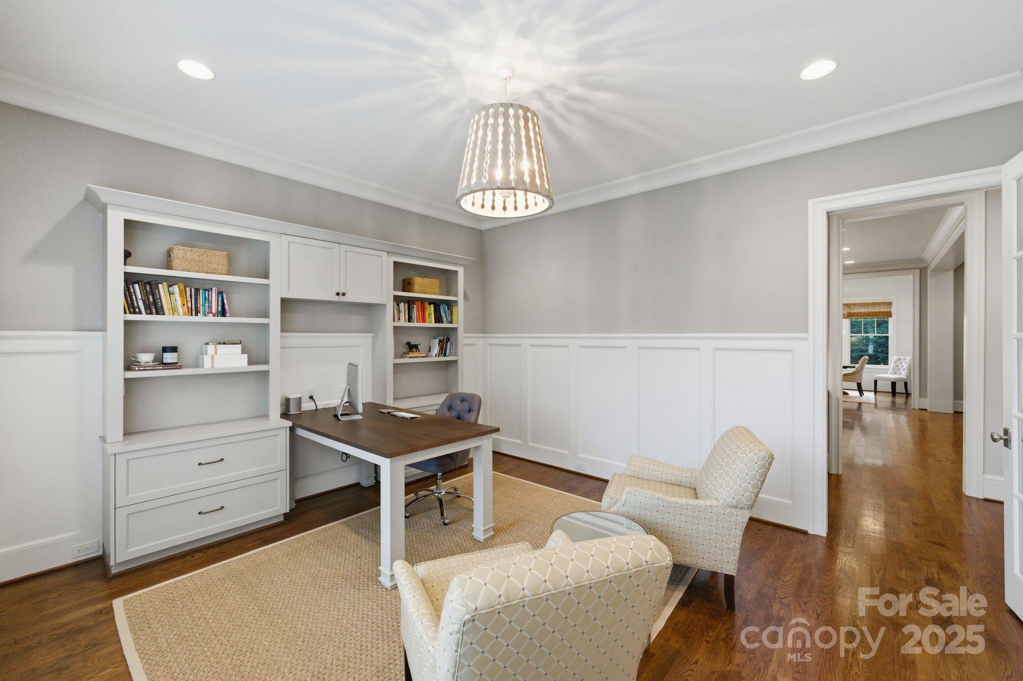 Charlotte, North Carolina 28211, United States, 5 Bedrooms Bedrooms, ,5 BathroomsBathrooms,Residential,Active,251927