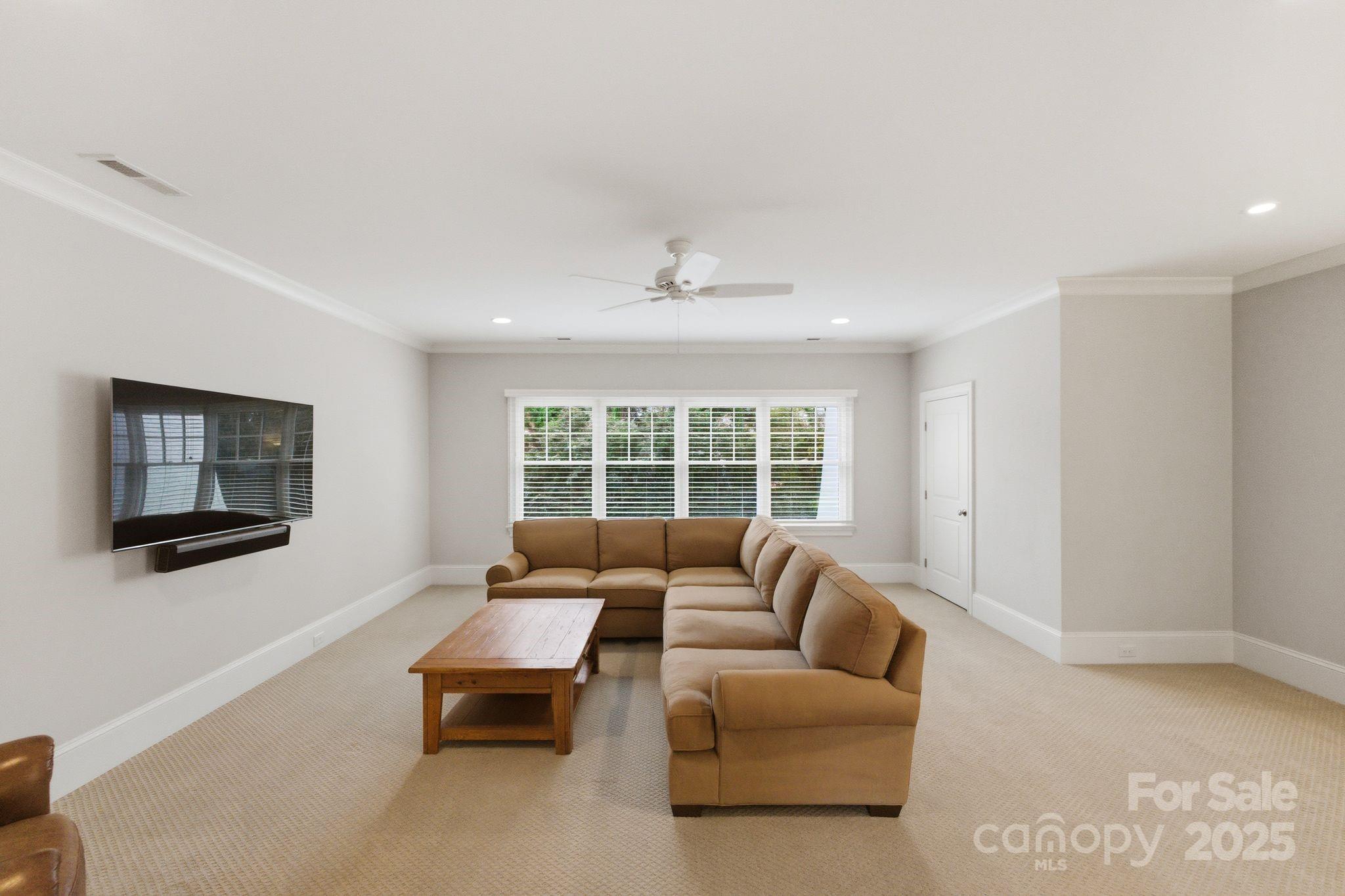 Charlotte, North Carolina 28211, United States, 5 Bedrooms Bedrooms, ,5 BathroomsBathrooms,Residential,Active,251927