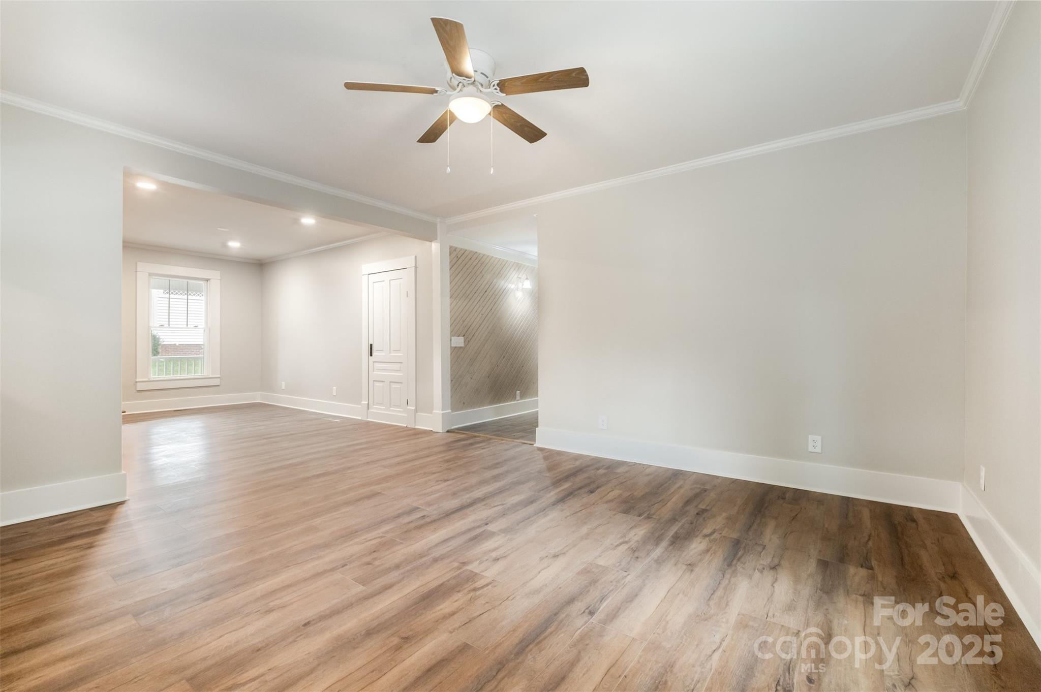 340 W Center Avenue