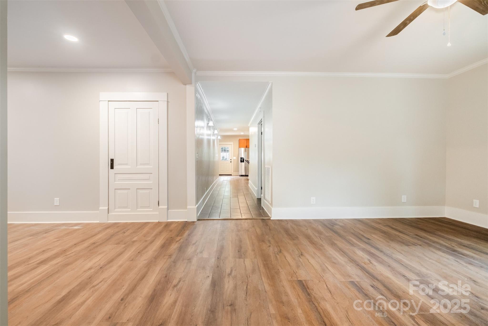 340 W Center Avenue