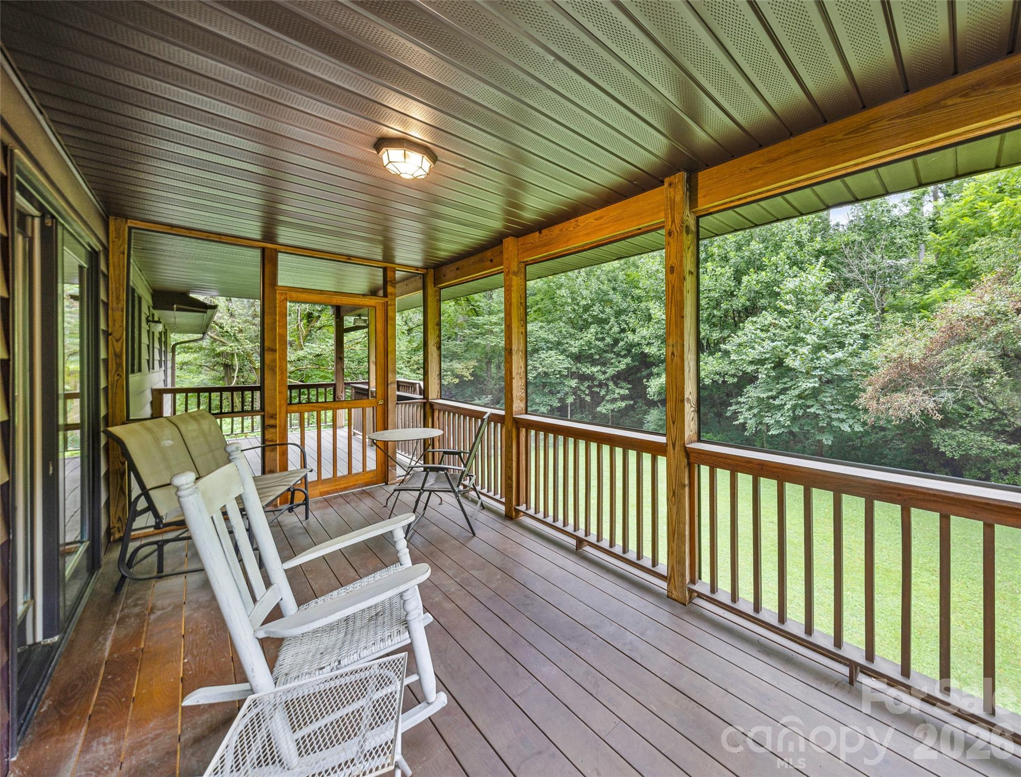 464 Governors View Road