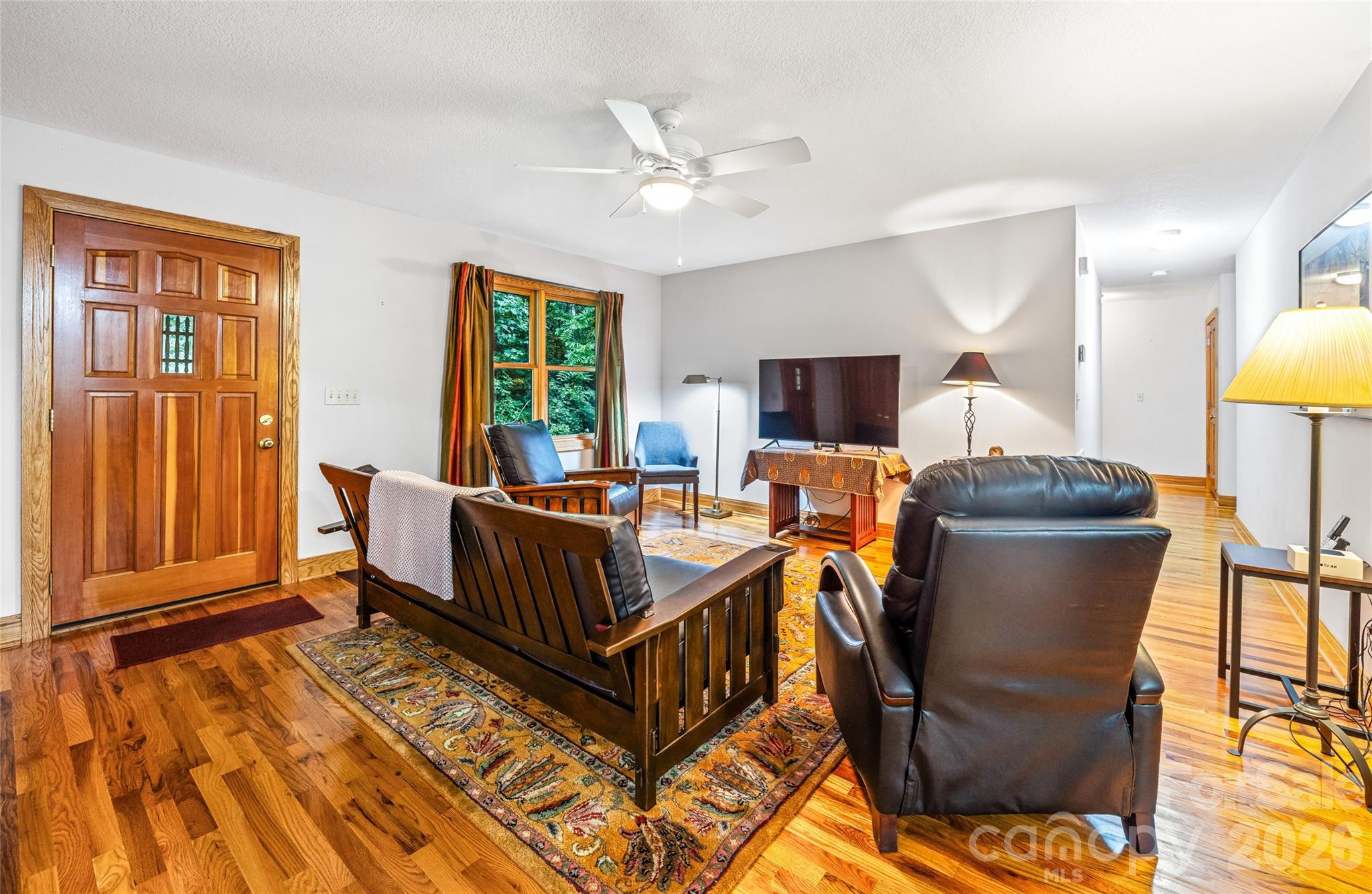 464 Governors View Road