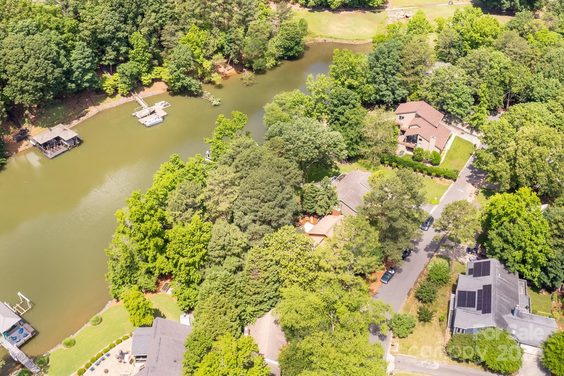 Tega Cay - Residential