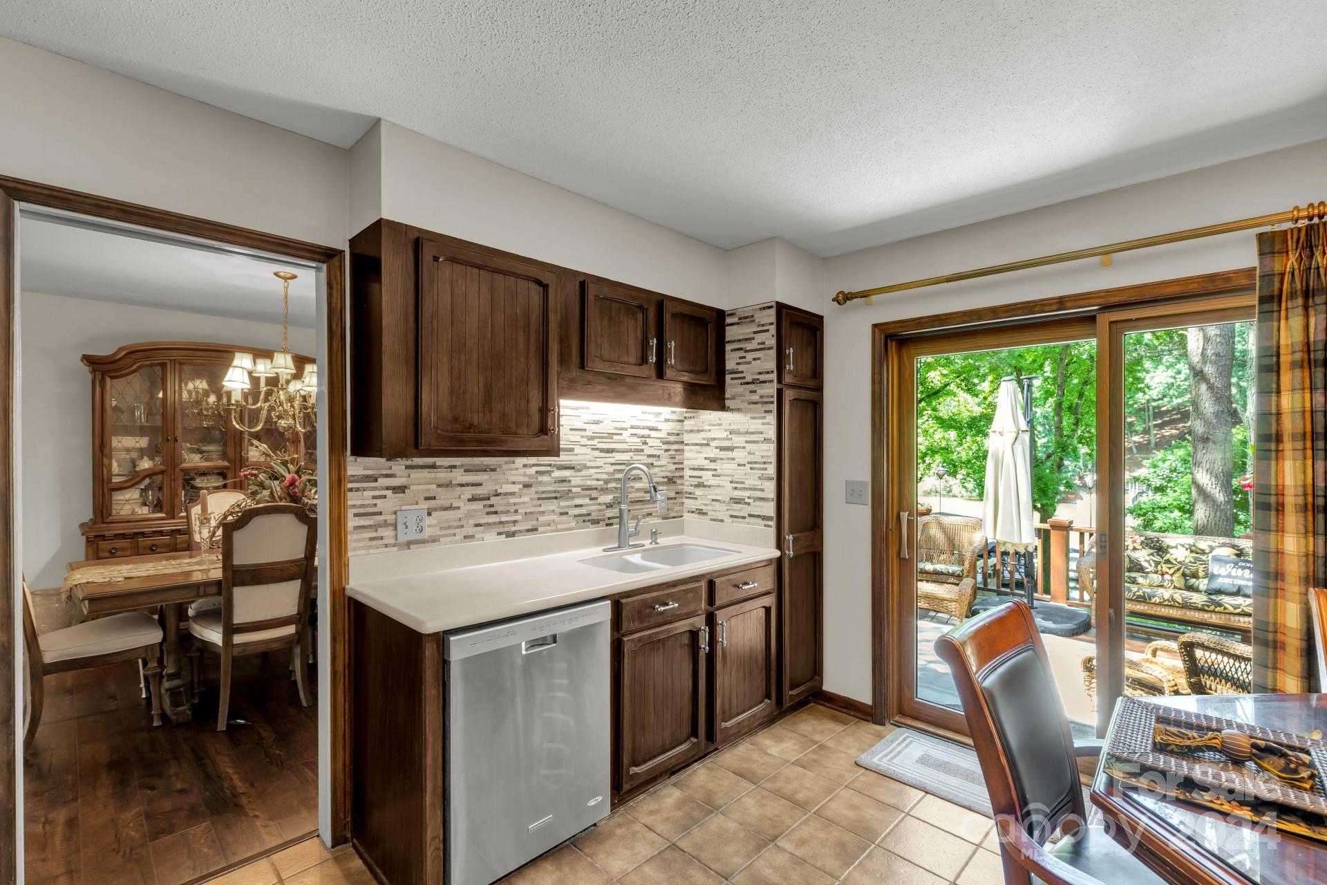 Tega Cay - Residential