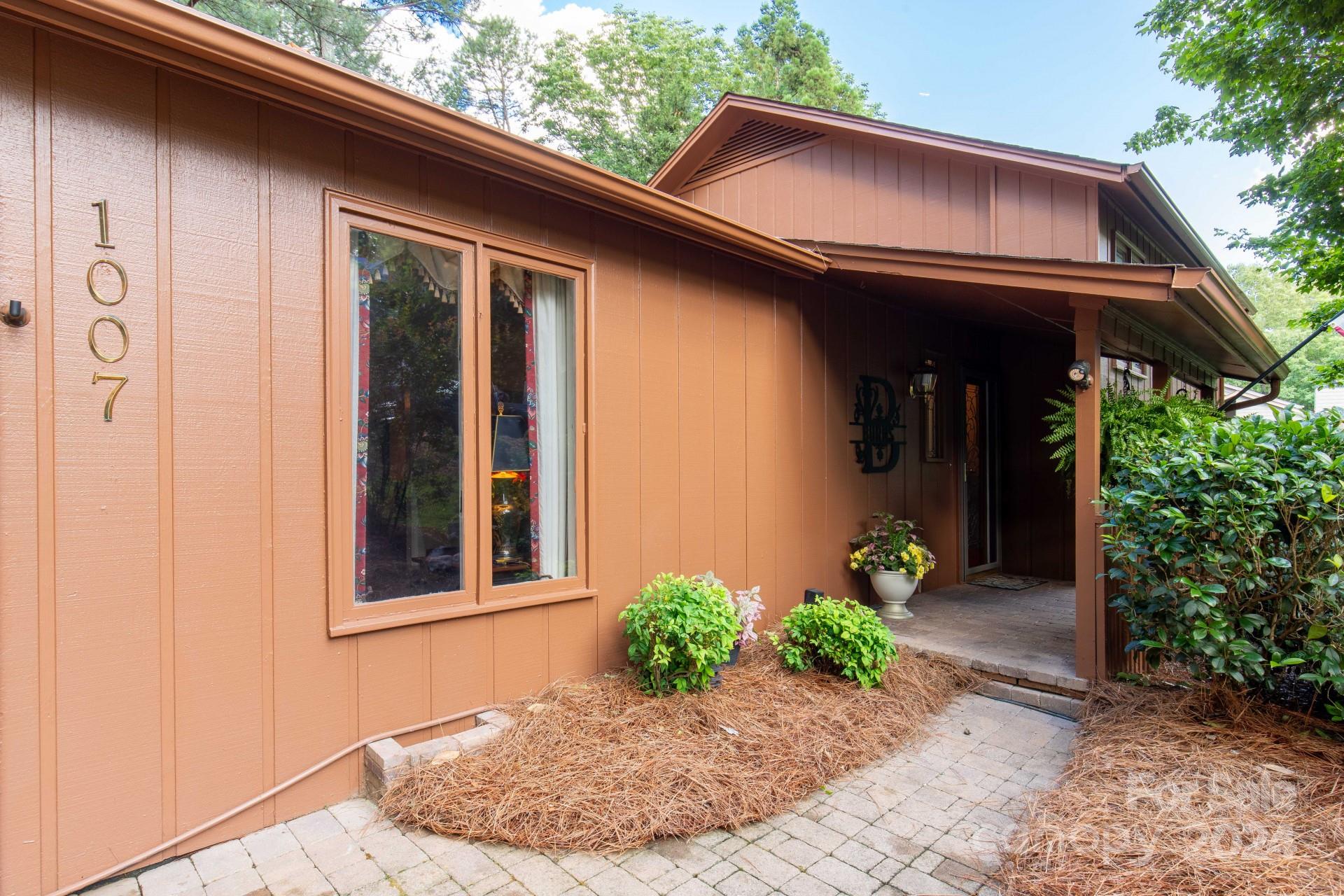 Tega Cay - Residential