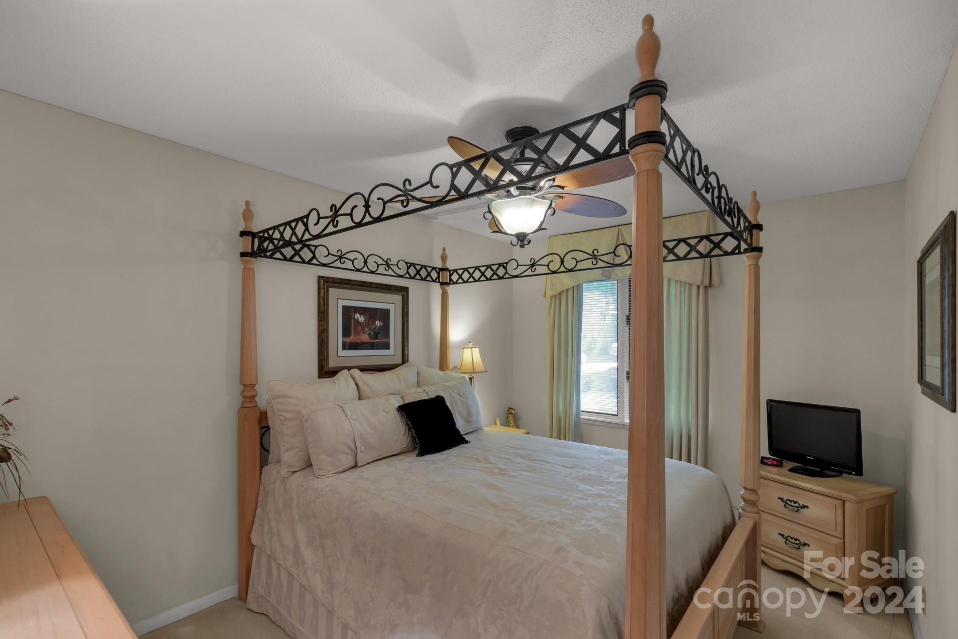 Tega Cay - Residential