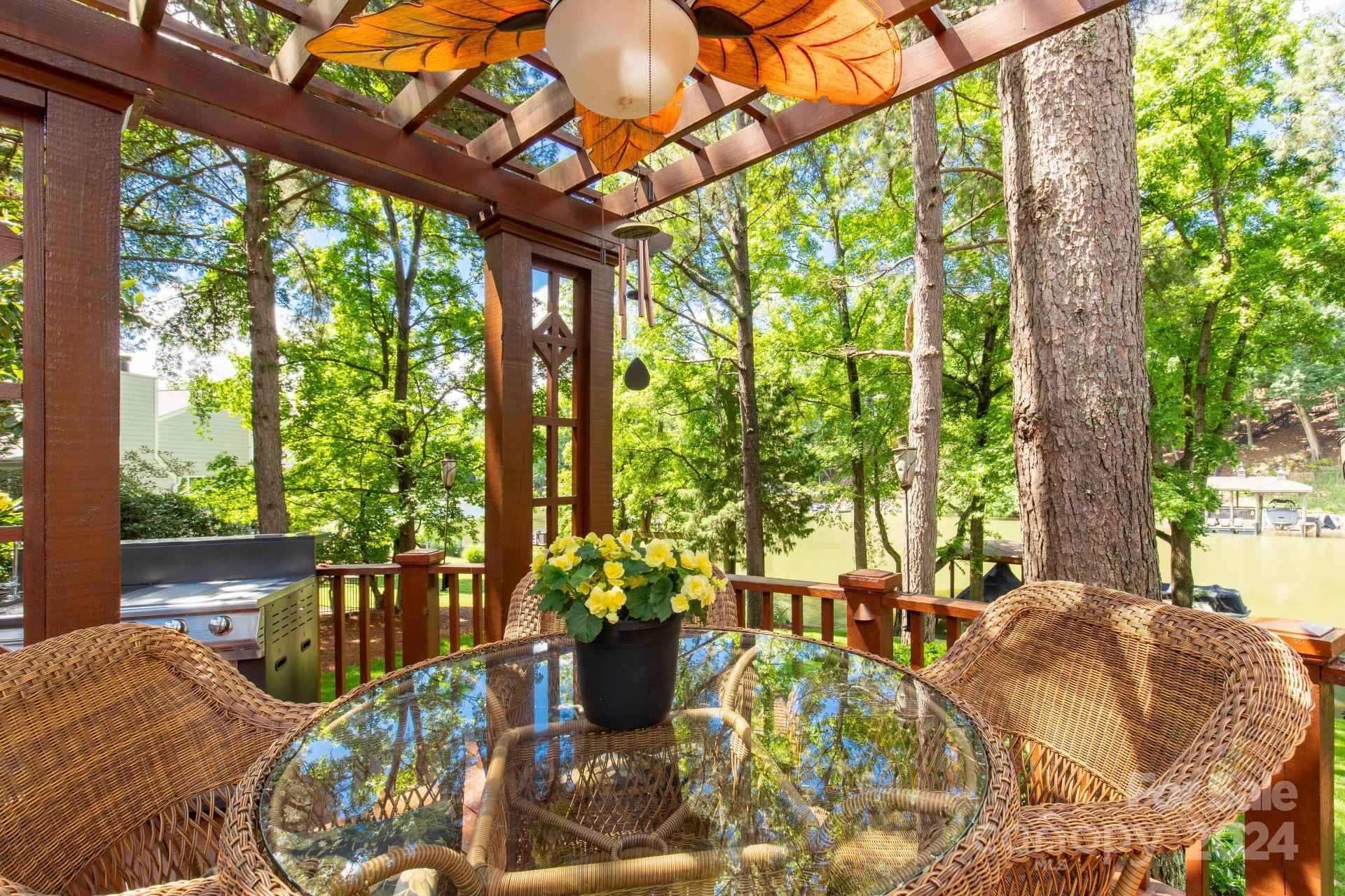 Tega Cay - Residential