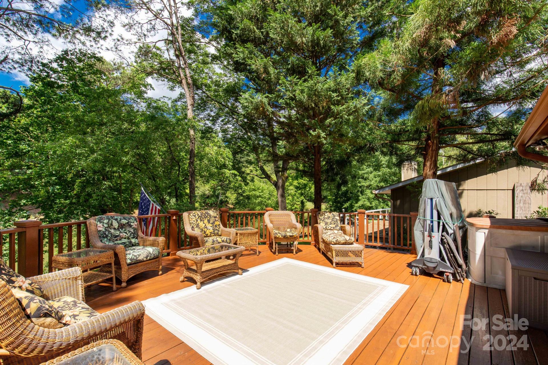 Tega Cay - Residential