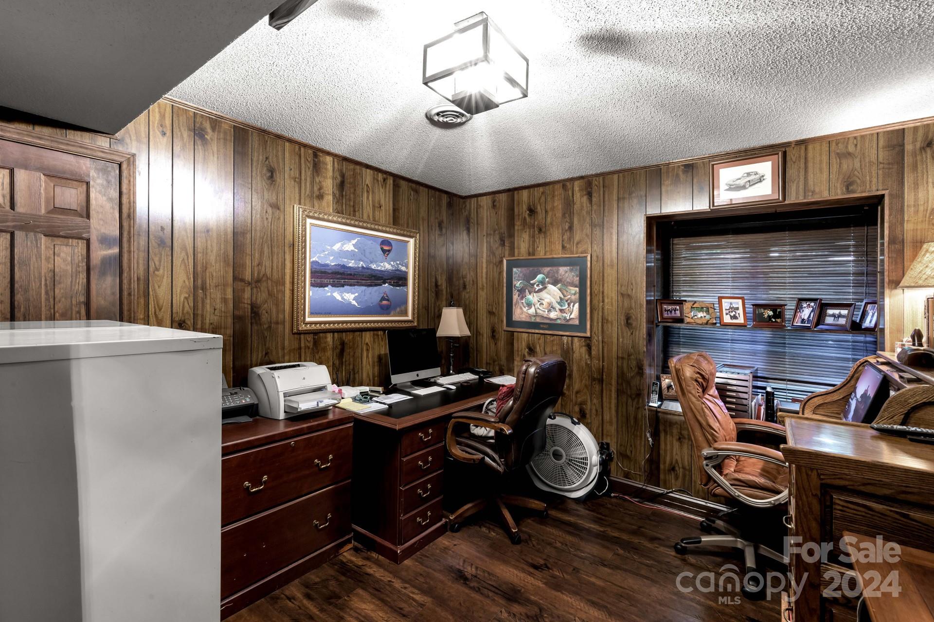 Tega Cay - Residential