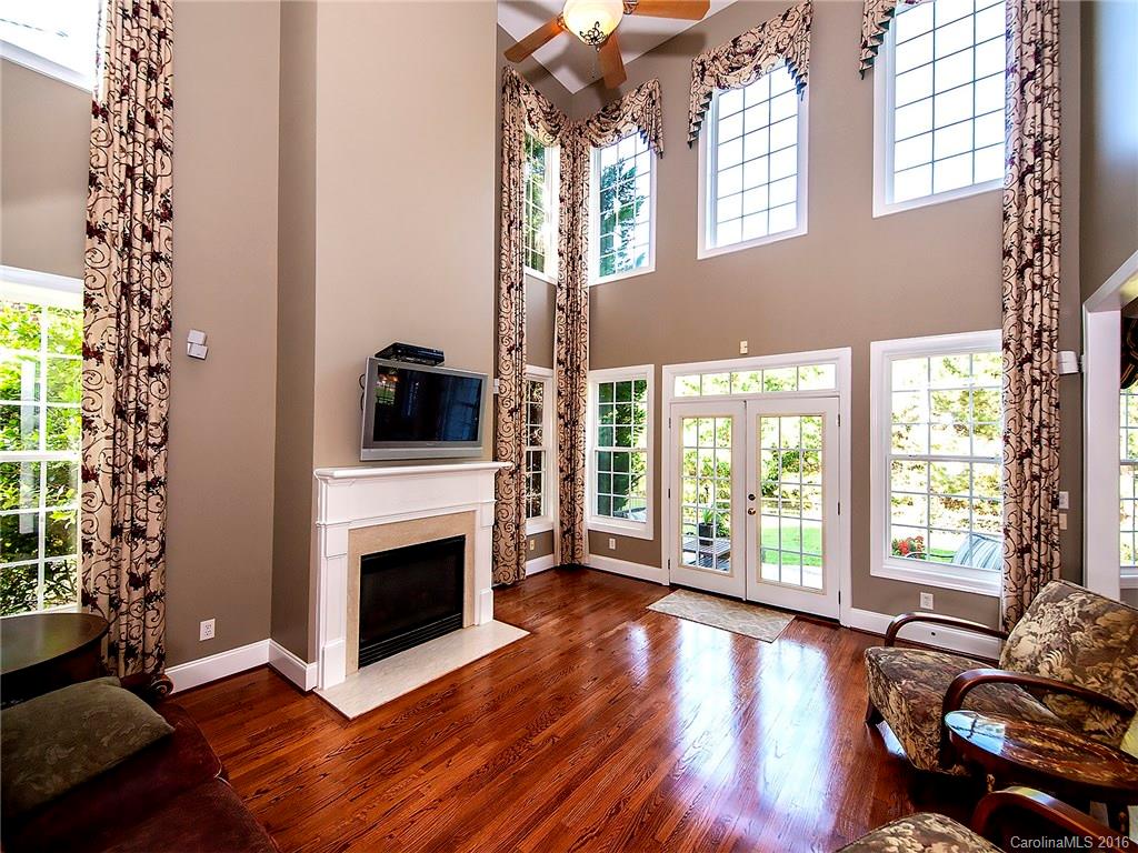 Lake shore - Residential