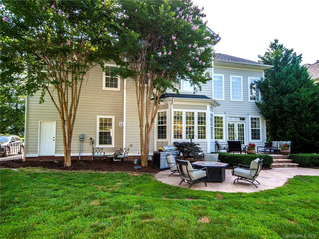 Lake shore - Residential