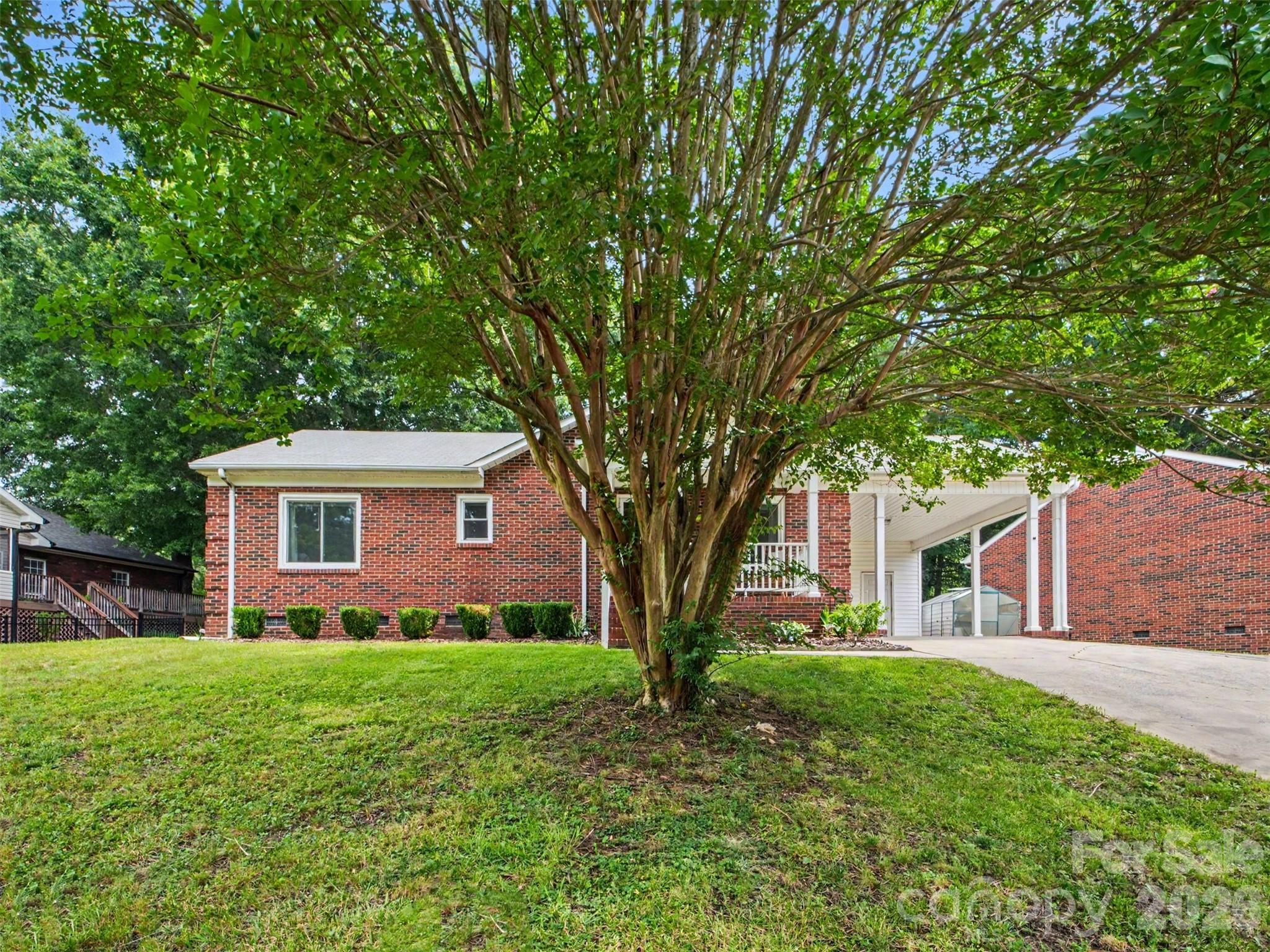 1009 Autumn Lane