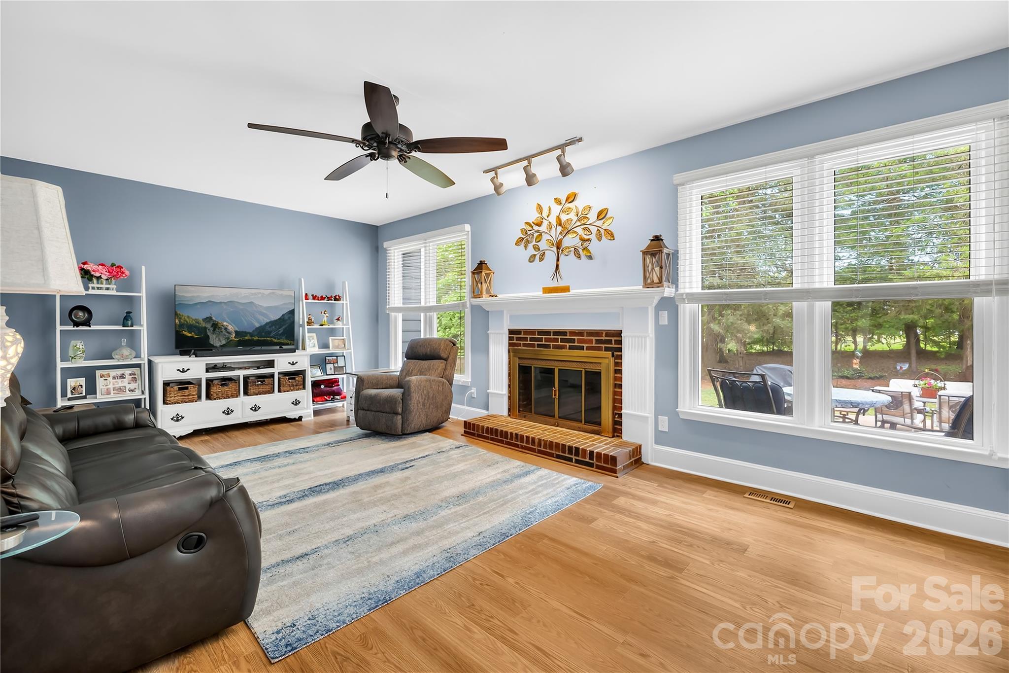 Red Oaks - Residential