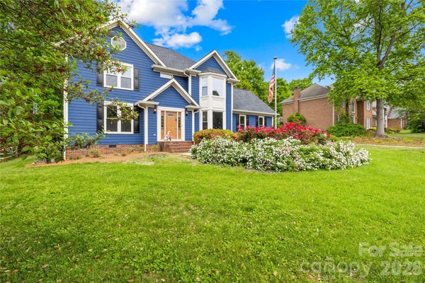 1066 BRIARCLIFF RD, MOORESVILLE, NC 28115 - Image f955ce60ef94db47b2dcce6aee2a2f63/3184469072