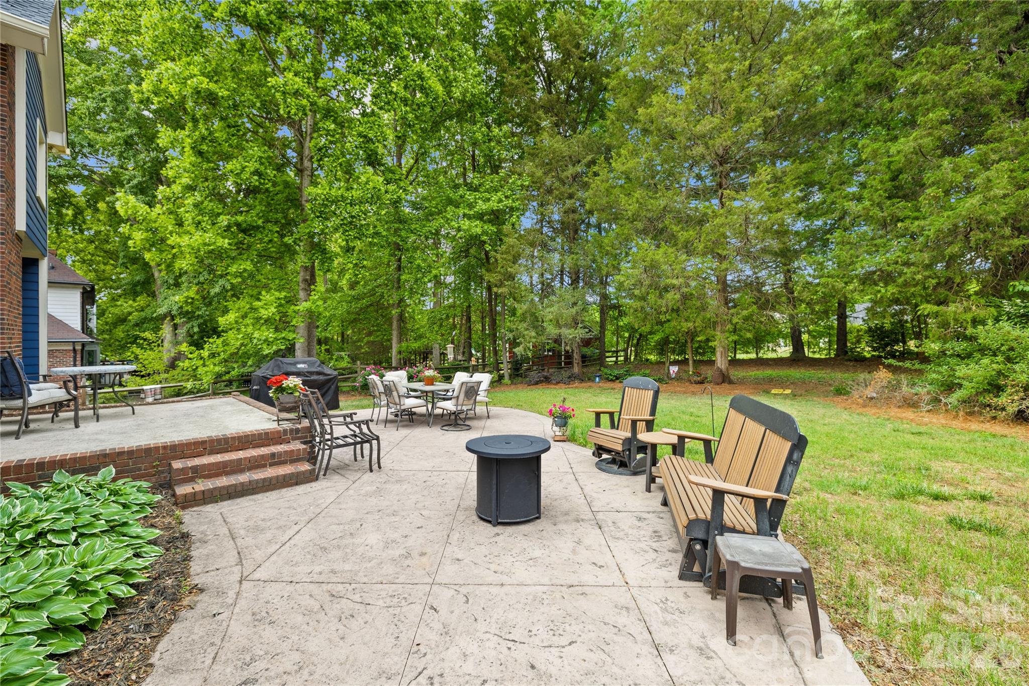 Red Oaks - Residential