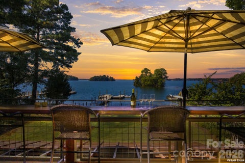 Photo of 20625 Island Forest Drive, Cornelius, NC 28031 (MLS # 4432725)