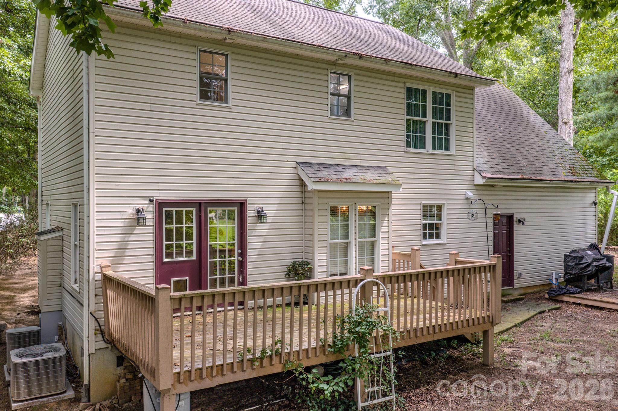 Holcombe Woods - Residential