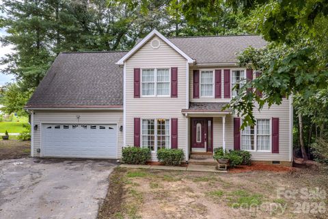 303 Theron Court Candler NC 28715