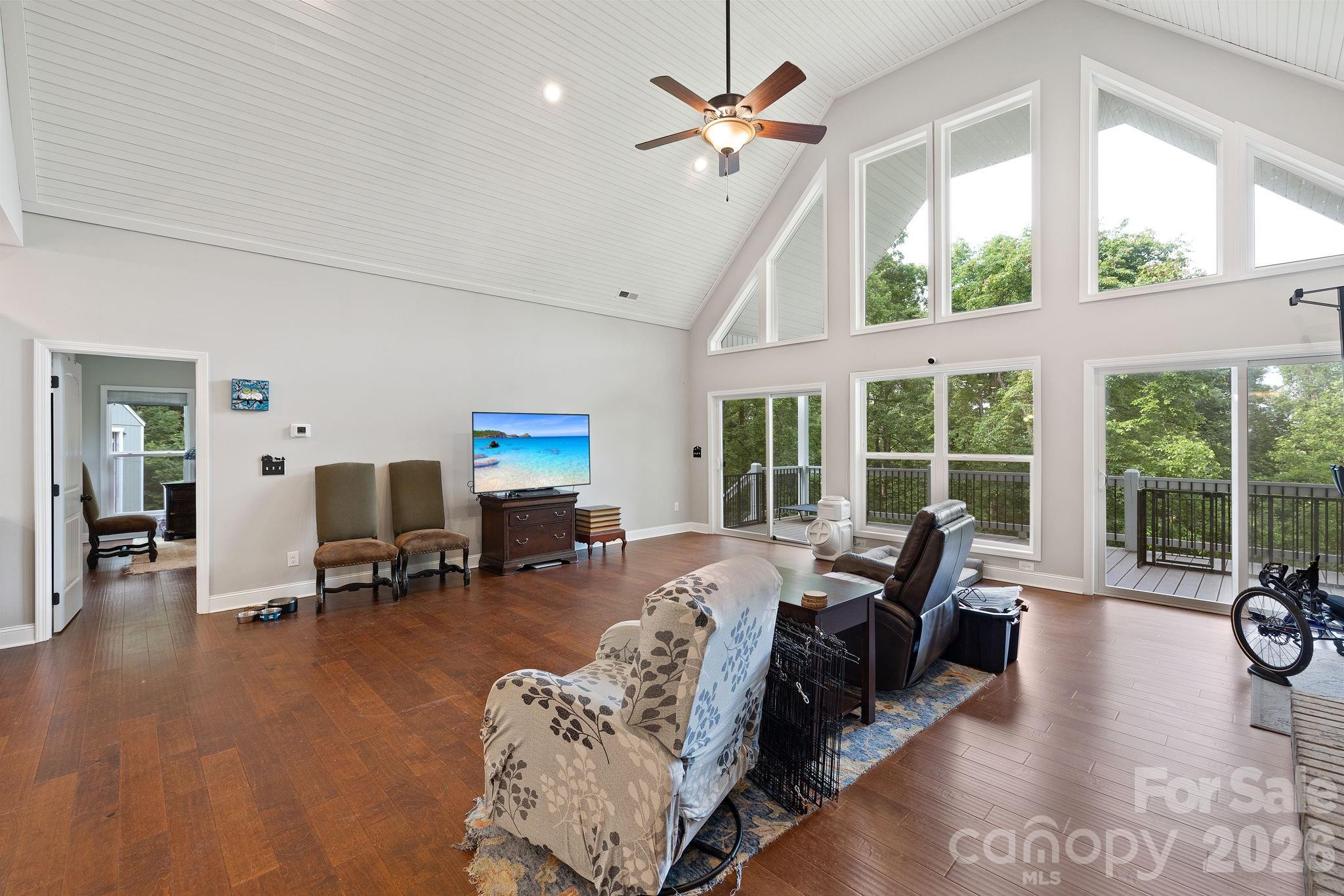 Gateway Mountain - Residential