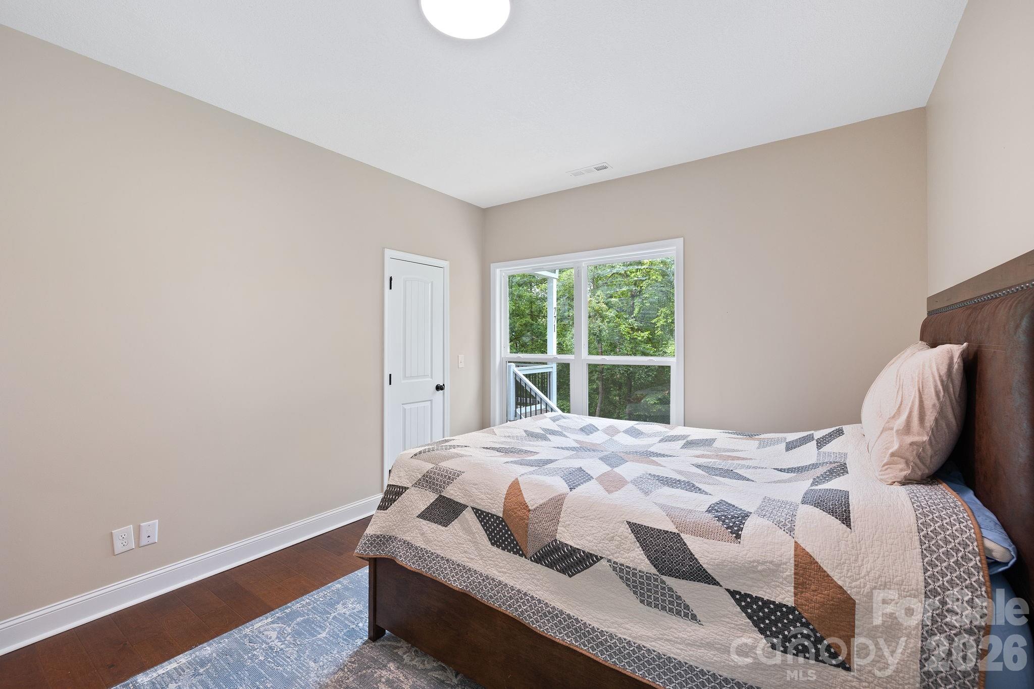 Gateway Mountain - Residential