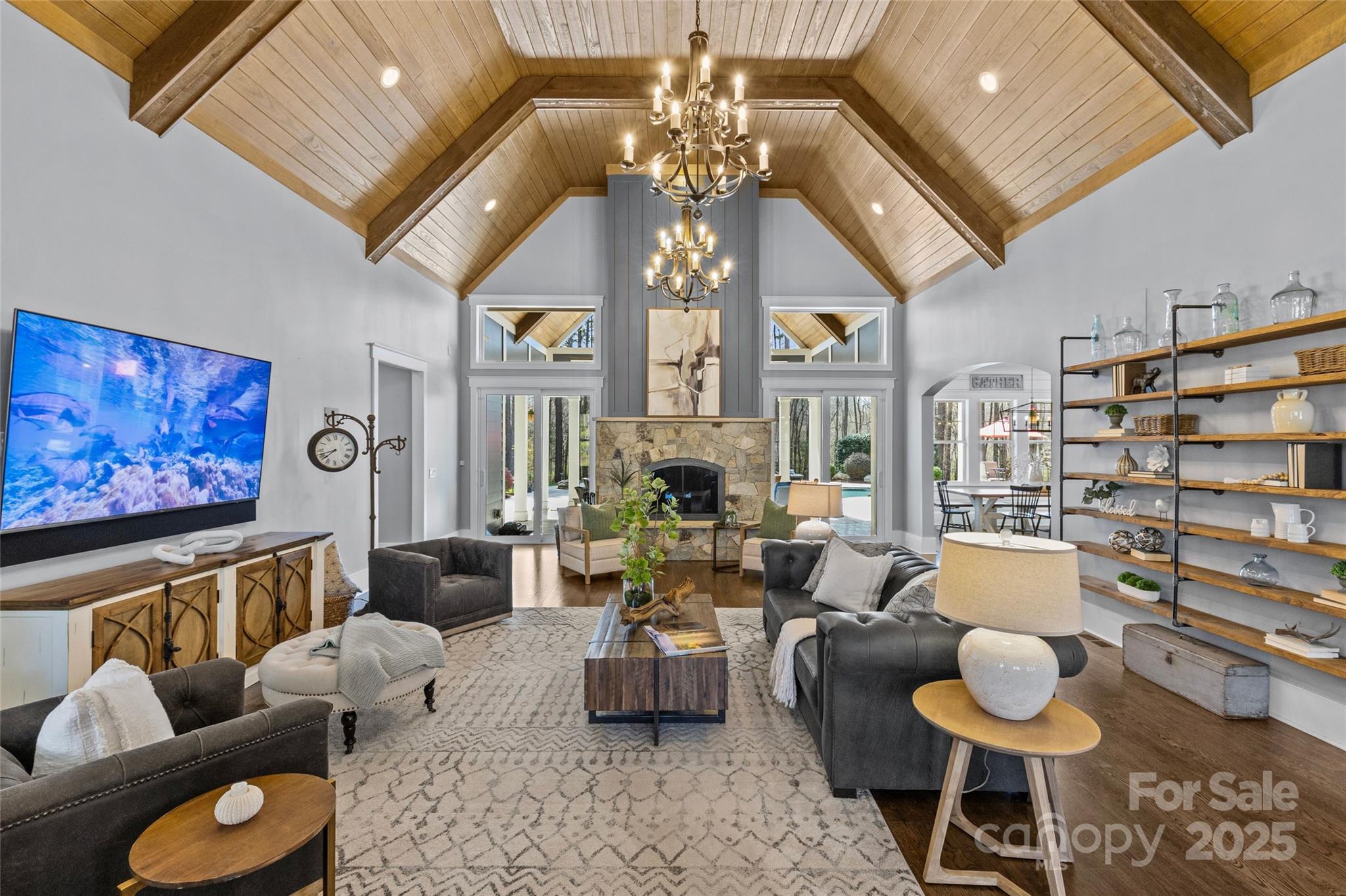 2615 Farm House Lane