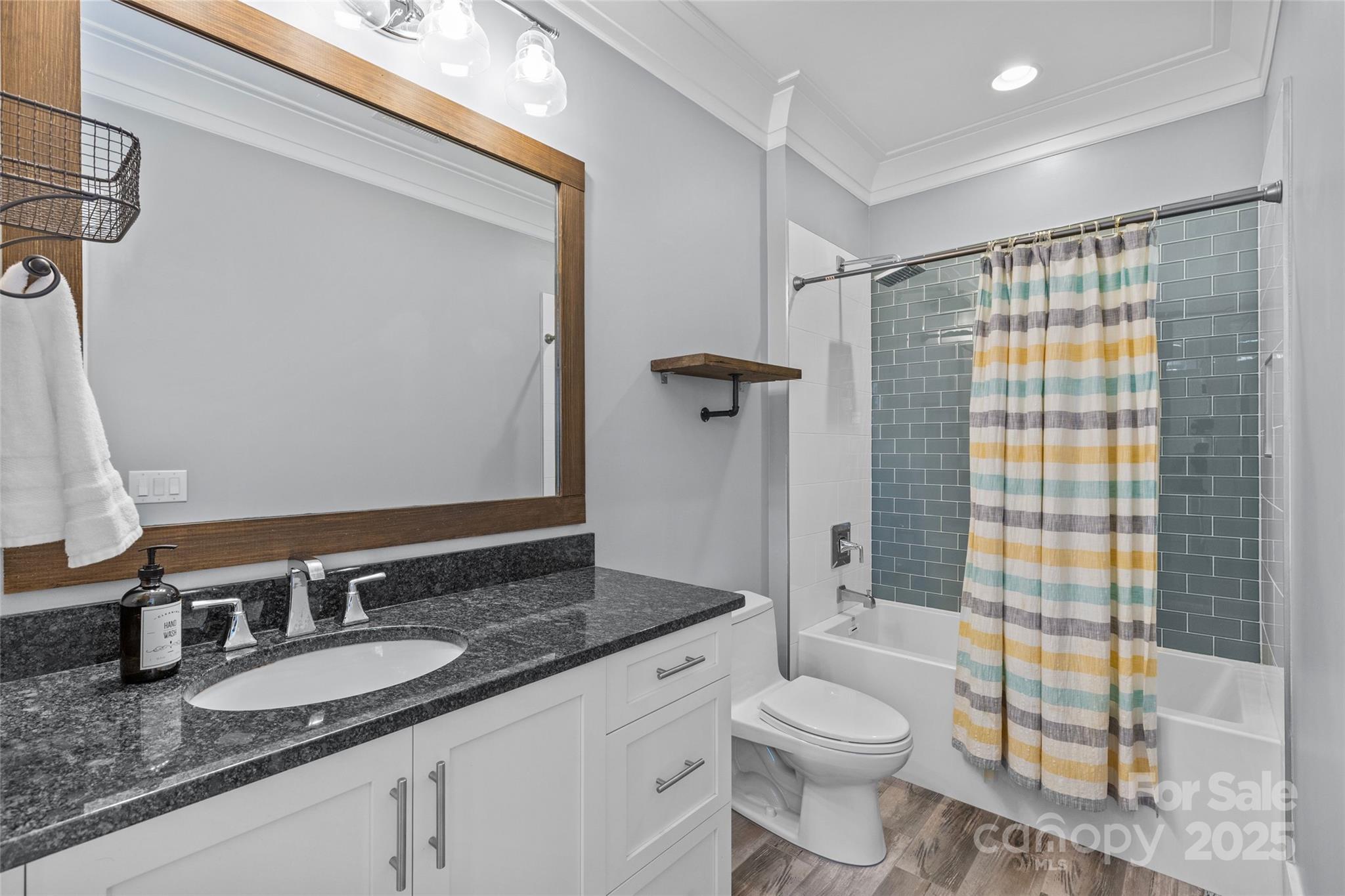 The Farms of Willoughby - Residential