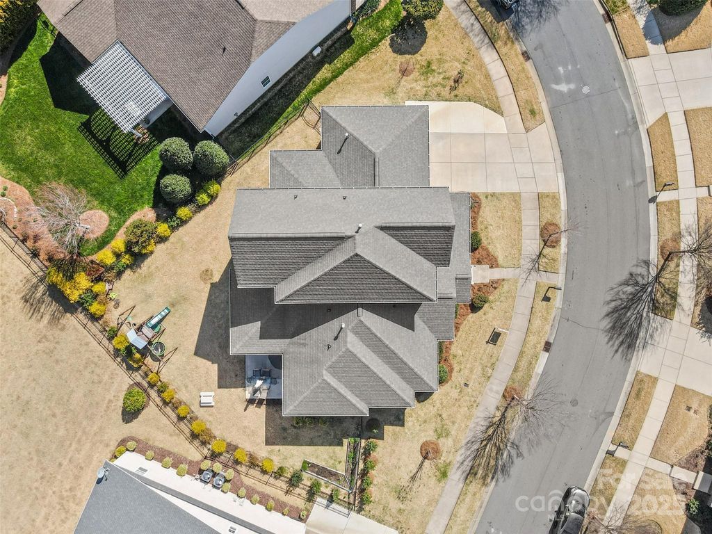 listing image 38