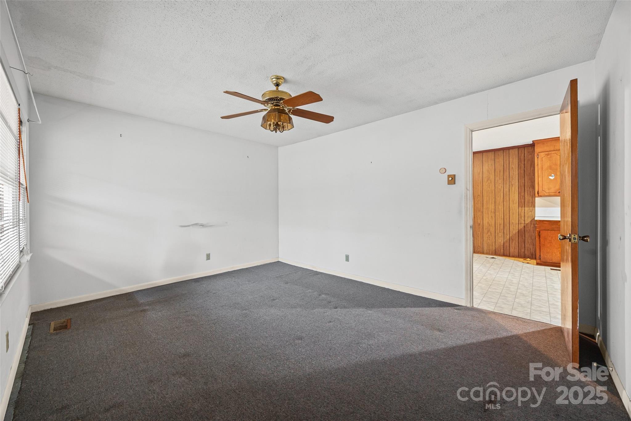 546 Foster heights Drive