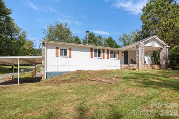 28 LONG COVE RD, CANDLER, NC 28715 - Image f96aa622688f1f06b7fba4beeaee0a25/2097576704