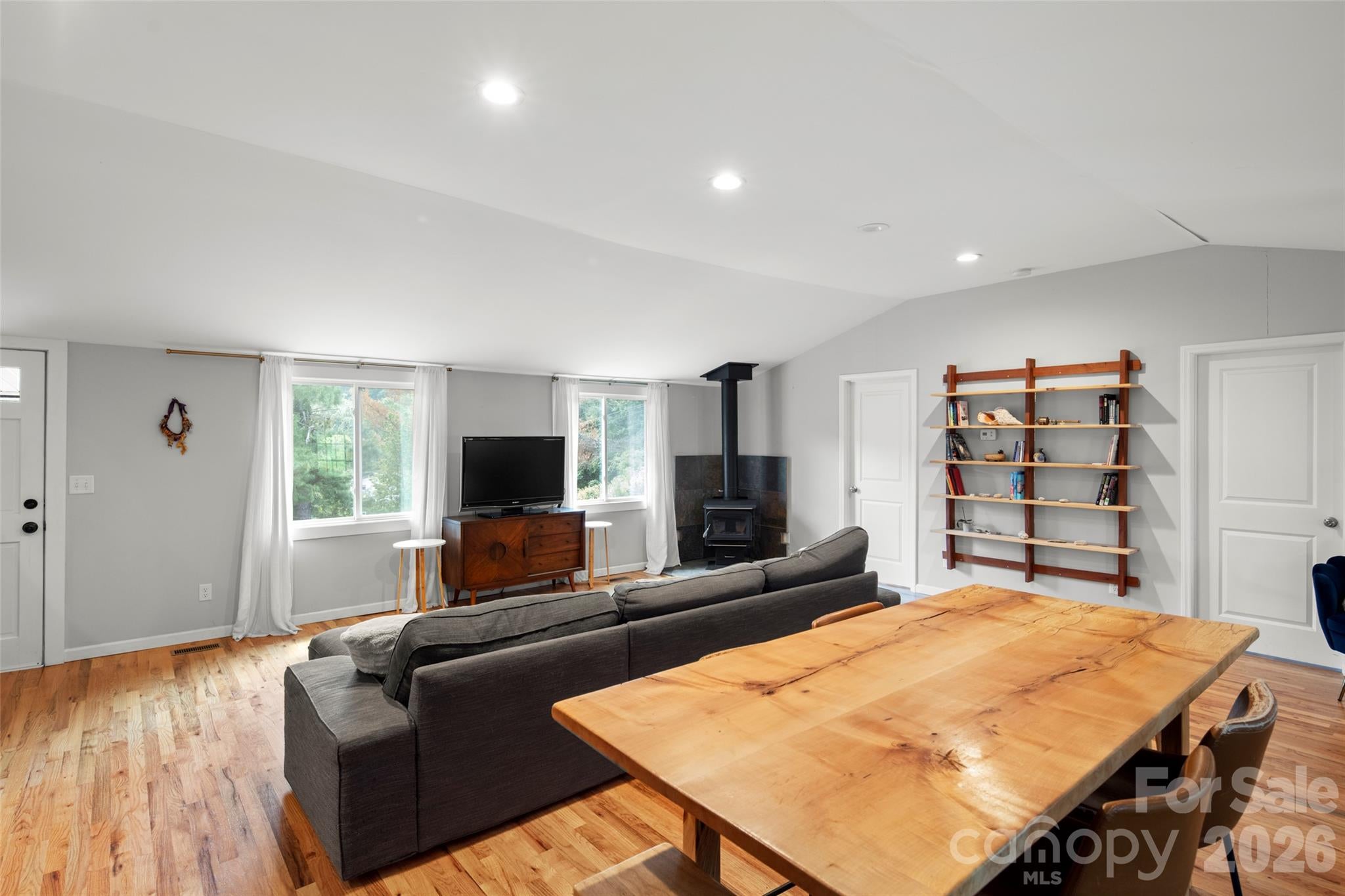 28 Long Cove Road